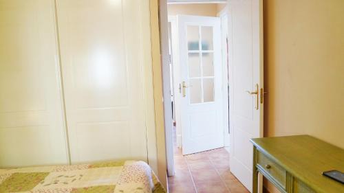 Ayamonte Apartment | Los Cisnes by Ĥ
