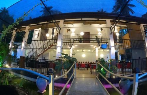 Ibbagamuwa Hotel | Lotus cool hotel and restaurant