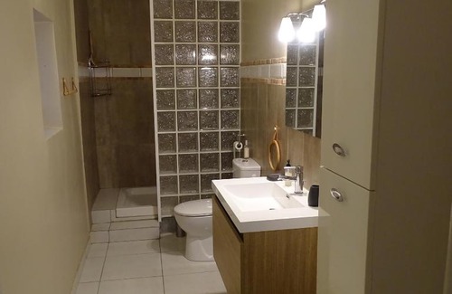 Camaret-sur-Aigues Bed & Breakfast | Lou pinsan