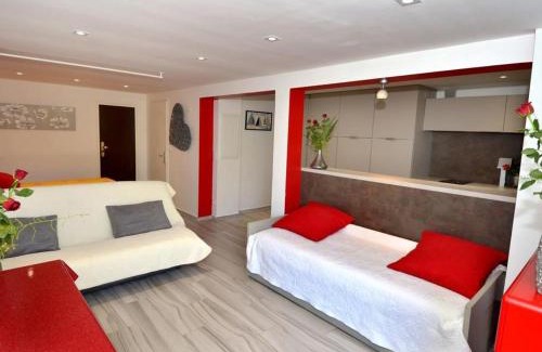 Sainte-Maxime Hotel | Lou Trelus
