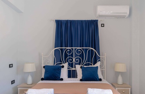 Vourvoulos Hotel | Loulaki Villas Santorini
