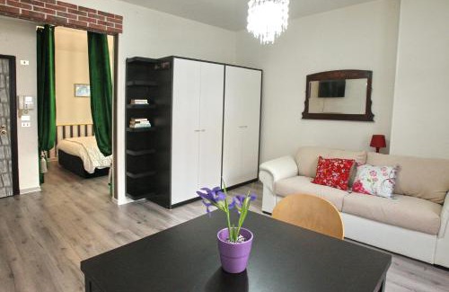Imola Apartment | Love and More House