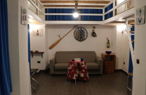 Historical Center Apartment | Love boat short let