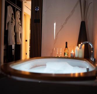 Nemi Apartment | Love Me Nemi