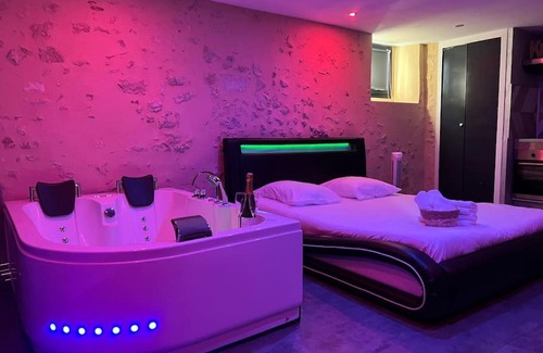 Blois Apartment | Love Queen *SPA & DÉTENTE*