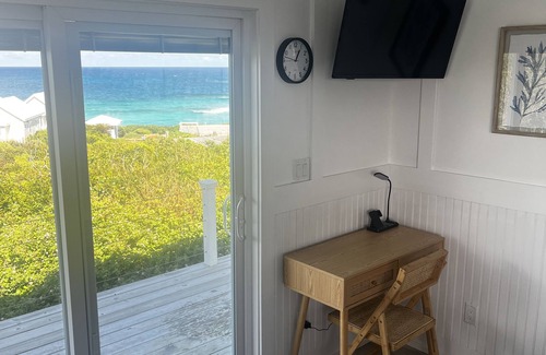 Great Guana Cay Apartment | Love Shack