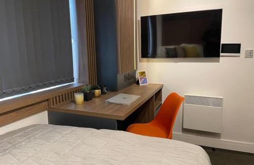 Oadby Apartment | Lovely 1 Bed Studio 1B near Royal Infirmary and DMU