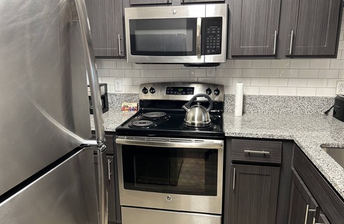 Lexington Apartment | Lovely 1-bedroom, 1-bathroom unit with a pool