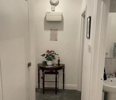 Trinity Apartment | Lovely 1 bedroom flat in quiet Wimbledon