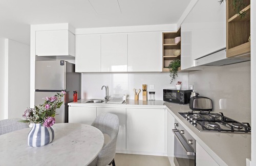 Za'abeel 2 Apartment | Lovely 1BR APT near Burj Khalifa