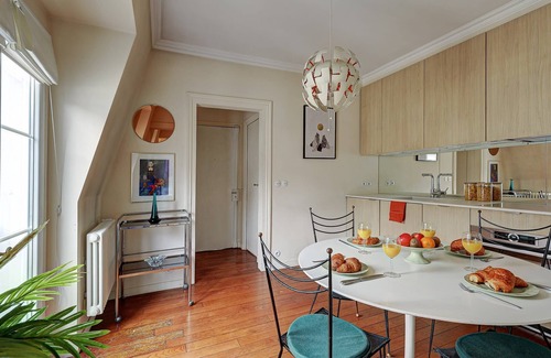 Saint-Germain-des-Pres Apartment | Lovely 1BR in the Heart of St Germain - Pont Neuf