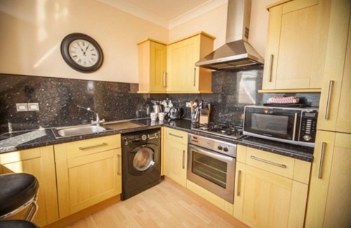 Mortehoe Apartment | Lovely 2 bed apartment opposite main beach on Esplanade with fab seaviews !