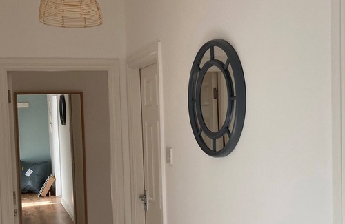 Morecambe Apartment | Lovely 2 Bed Morecambe Seaside Apartment