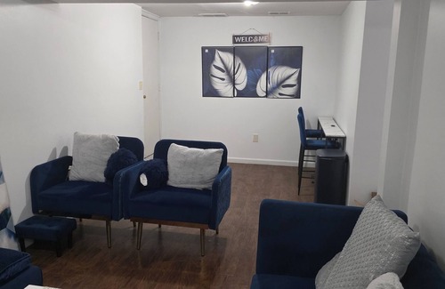 Owings Mills Apartment | Lovely 2-bedroom basement apartment with AC in Owings Mills