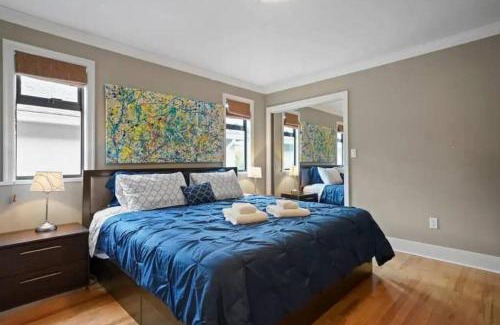 Kitsilano House | Lovely 2 Bedroom Kits Home - Walk to the Beach