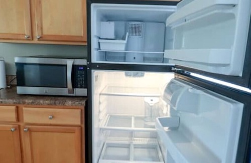 Chattanooga House | Lovely 2-bedroom with Parking- 2