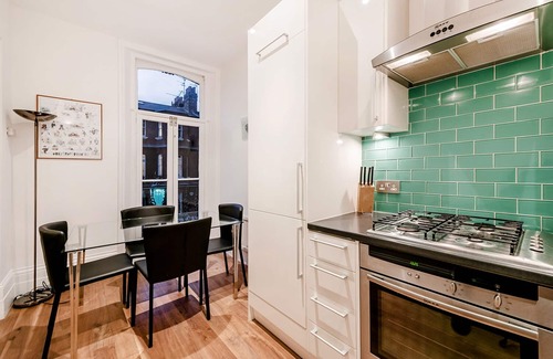 Chelsea Apartment | Lovely 2 bedrooms flat in the heart of Chelsea {BC1}
