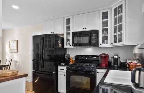 Saratoga Springs House | Lovely 3-Bedroom Ranch in Prime Location