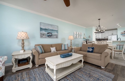 Sunset Island Condo | Lovely 3 BR Sunset Island Condo, Indoor & Outdoor Pools, FREE Linen & Towel Pkg