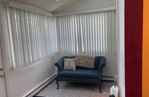 Blackstone House | Lovely 4-bedroom house in Providence for a peaceful getaway