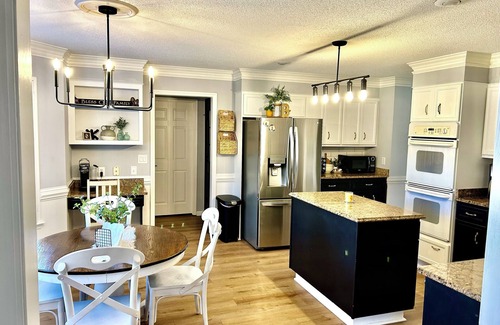 Evans House | Lovely 4-bedroom house less than 10 miles from Augusta National