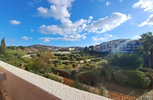 Port Cogolin Apartment | Lovely air-conditioned apartment for 4 people with terrace, located in Gassin