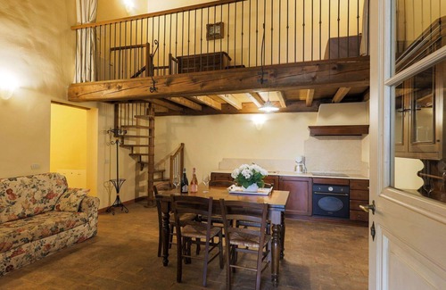 San Benedetto di Lugana Apartment | Lovely apartment for 7 people with A/C, pool, WIFI, TV and patio