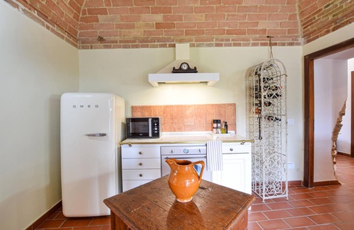 Civitella Benazzone Apartment | Lovely apartment in Civitella Benazzone