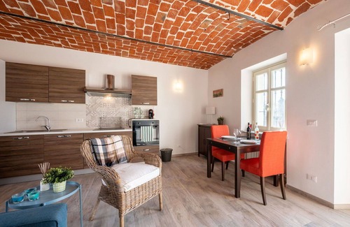 Costigliole d'Asti Apartment | Lovely apartment for 2 guests with A/C, pool, WIFI, TV and patio