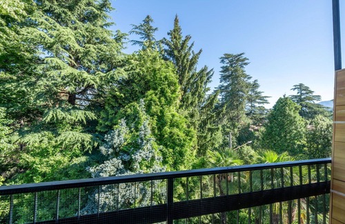 Porto Valtravaglia Apartment | Lovely apartment for 4 guests with A/C, WIFI, TV and balcony