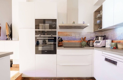 Saint-Jean-de-Luz City Center Apartment | Lovely apartment for 6 people with WIFI and TV