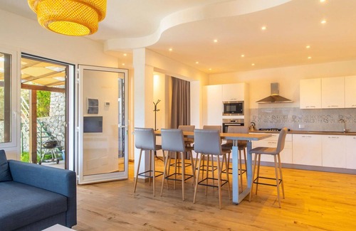 Tovo San Giacomo Apartment | Lovely apartment for 6 guests with private pool, WIFI, TV and pets allowed