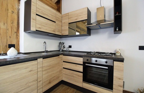 Lozzo di Cadore Apartment | Lovely apartment for 5 people with WIFI, balcony, pets allowed and panoramic view