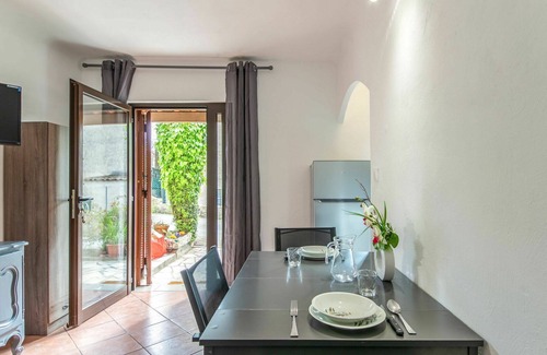 Cagnes-sur-Mer Apartment | Lovely apartment for 4 guests with A/C, WIFI, TV and terrace
