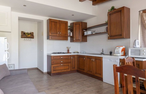 Coste Apartment | Lovely apartment for 6 guests with A/C, WIFI, TV and pets allowed
