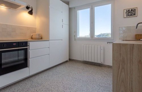 (le) Mesnil Hue Apartment | Lovely apartment for 4 guests with WIFI and TV