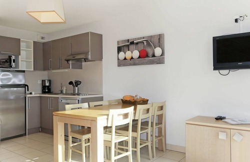 Frehel Apartment | Lovely apartment for 6 people with pool, WIFI, TV, terrace and pets allowed
