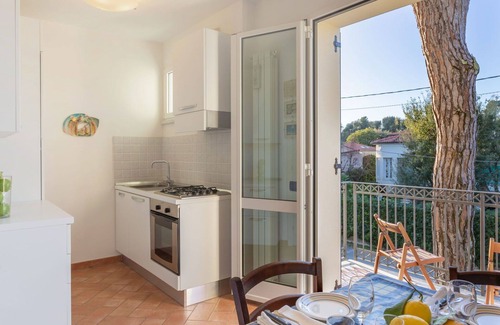 Marina di Pietrasanta Apartment | Lovely apartment for 6 guests with TV, balcony and pets allowed