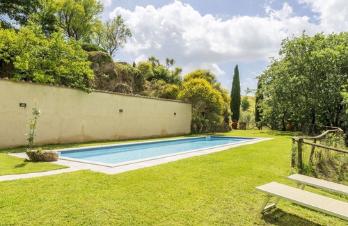 Radicondoli Apartment | Lovely apartment for 4 people with pool, WIFI, A/C, TV, balcony and panoramic view