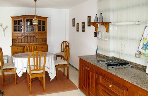 Las Cuevecitas Apartment | Lovely apartment for 2 guests with pool, WIFI, TV and terrace
