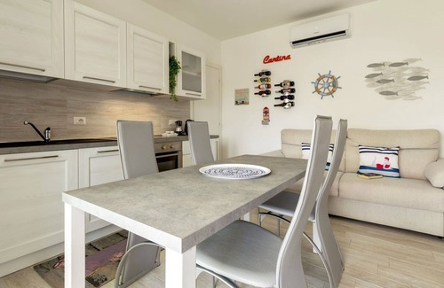La Muddizza Apartment | Lovely apartment for 5 people with A/C, WIFI, pool, TV and terrace