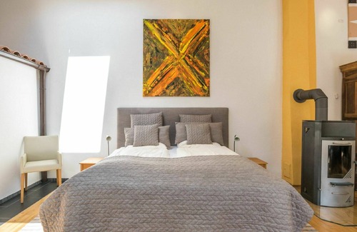 Ediger Apartment | Lovely apartment for 2 guests with WIFI, TV, balcony, pets allowed and parking