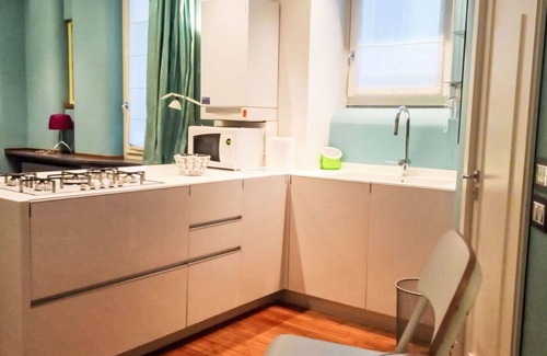 Chiaia Apartment | Lovely apartment for 2 guests with A/C, WIFI and parking