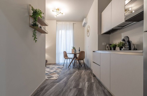 Pavia Apartment | Lovely apartment for 2 people with A/C, WIFI, TV, balcony and panoramic view