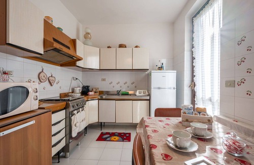 Omegna Apartment | Lovely apartment for 4 guests with WIFI, TV, balcony and pets allowed