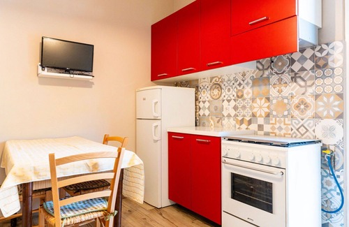 Ceriale Apartment | Lovely apartment for 4 guests with WIFI, TV, terrace and pets allowed