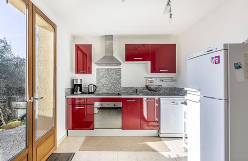 Cabris Apartment | Lovely apartment for 5 people with WIFI, TV and terrace
