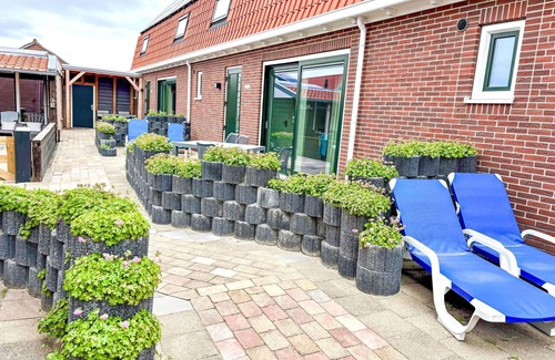 Municipality of Vlissingen Apartment | Lovely apartment for 5 guests with WIFI, TV and terrace