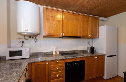 Taull Apartment | Lovely apartment for 6 people with WIFI, TV, balcony and parking
