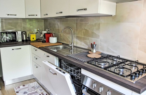 Formia Apartment | Lovely apartment for 8 people with A/C, WIFI, TV, balcony and pets allowed